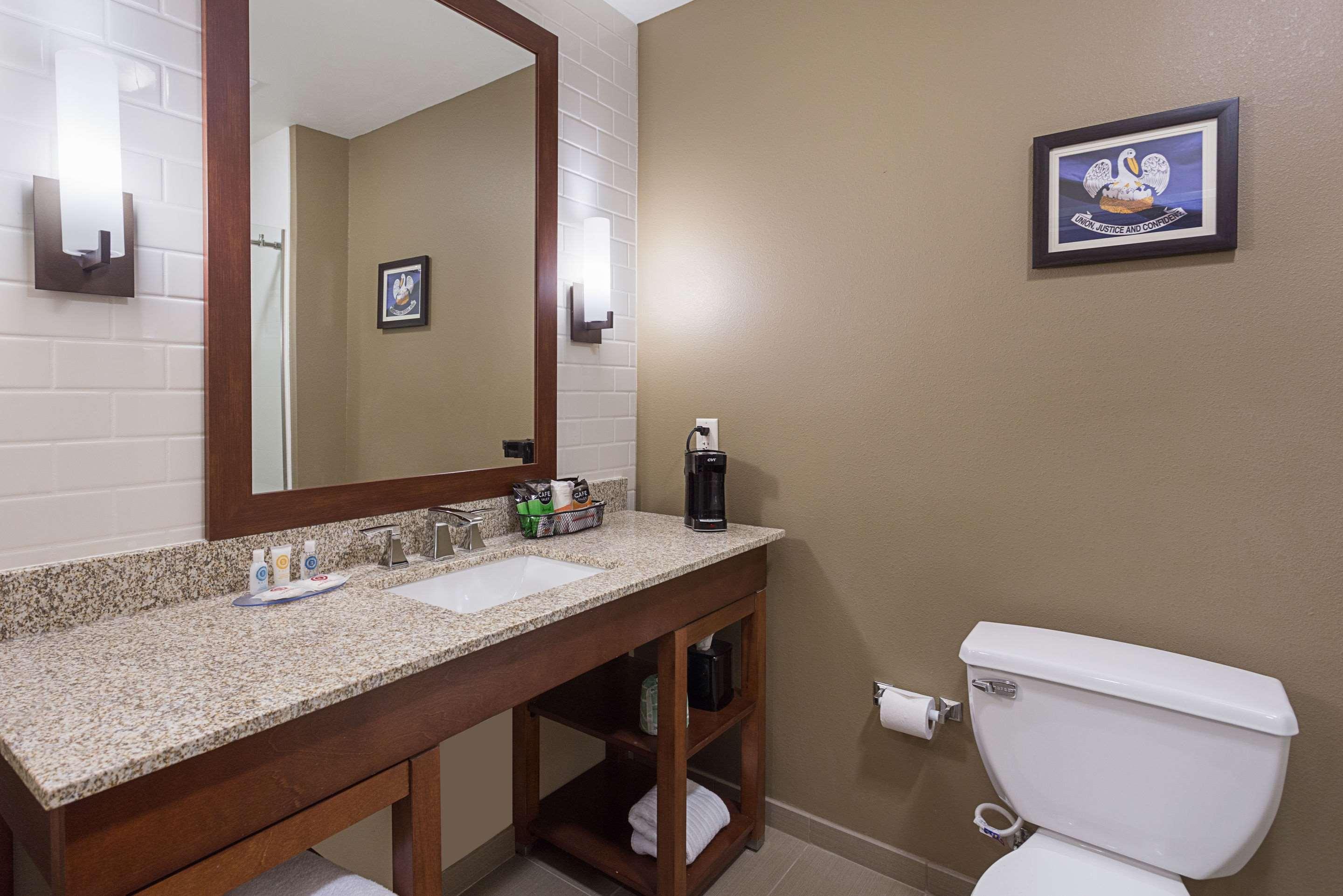 Comfort Inn & Suites Zachary Esterno foto