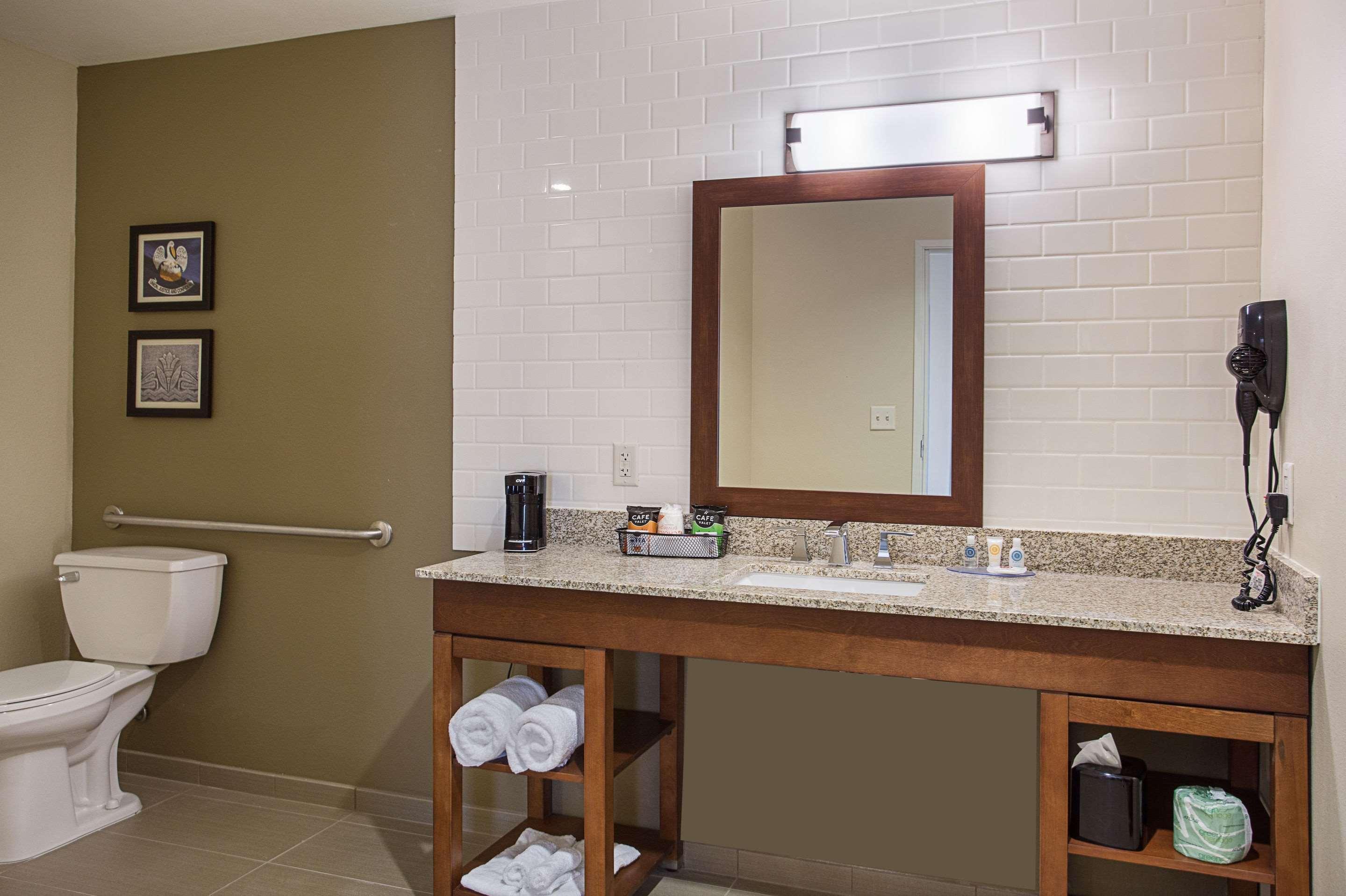 Comfort Inn & Suites Zachary Esterno foto