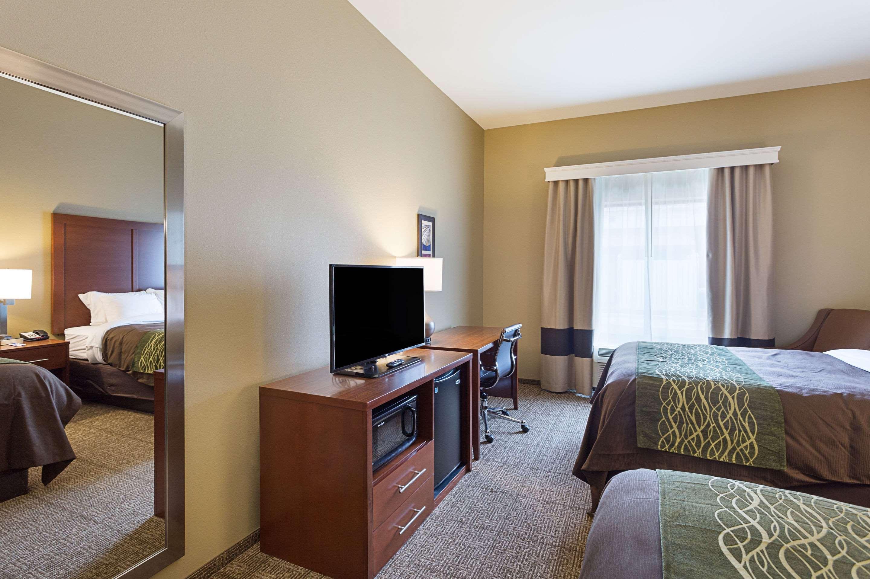 Comfort Inn & Suites Zachary Esterno foto