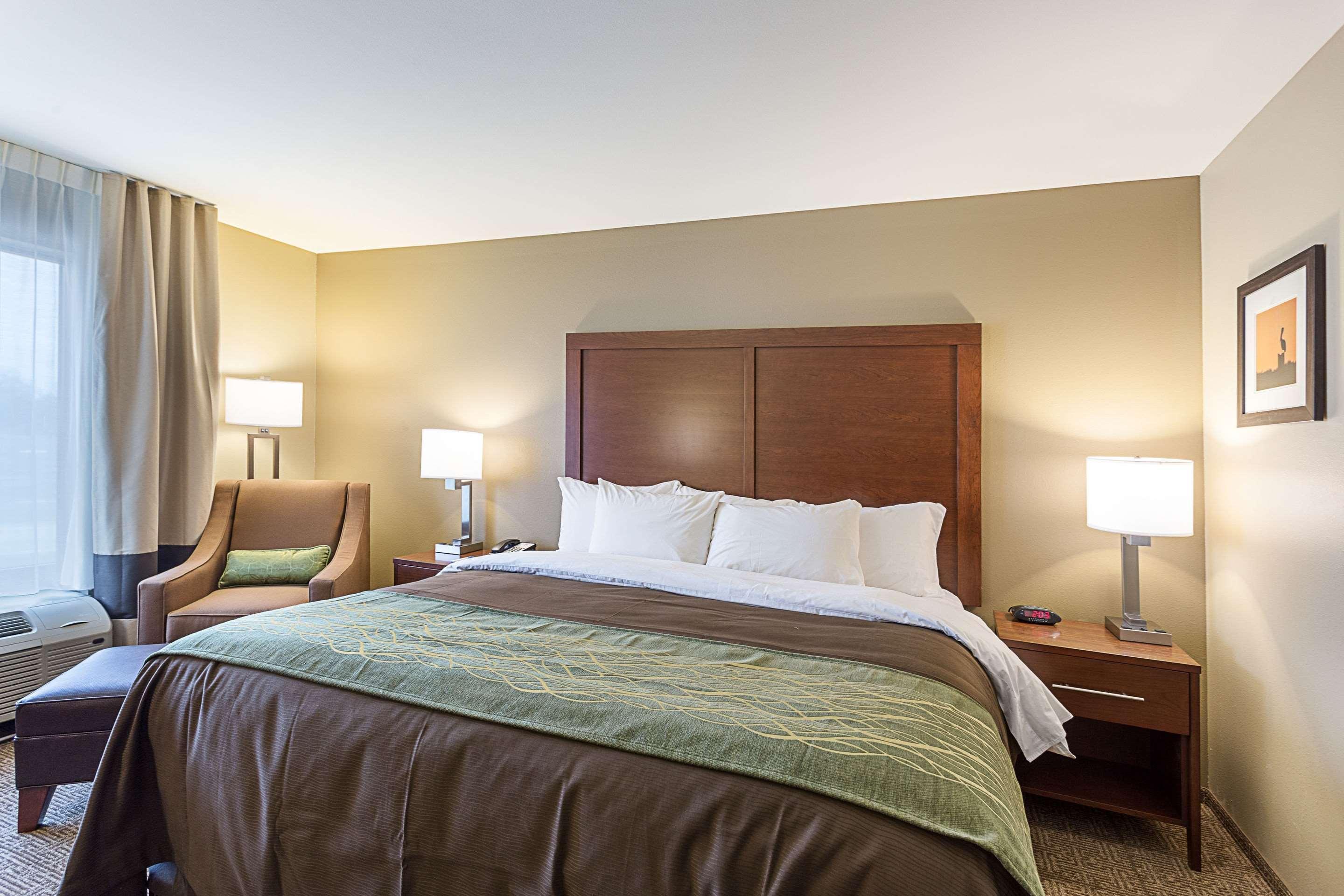 Comfort Inn & Suites Zachary Esterno foto