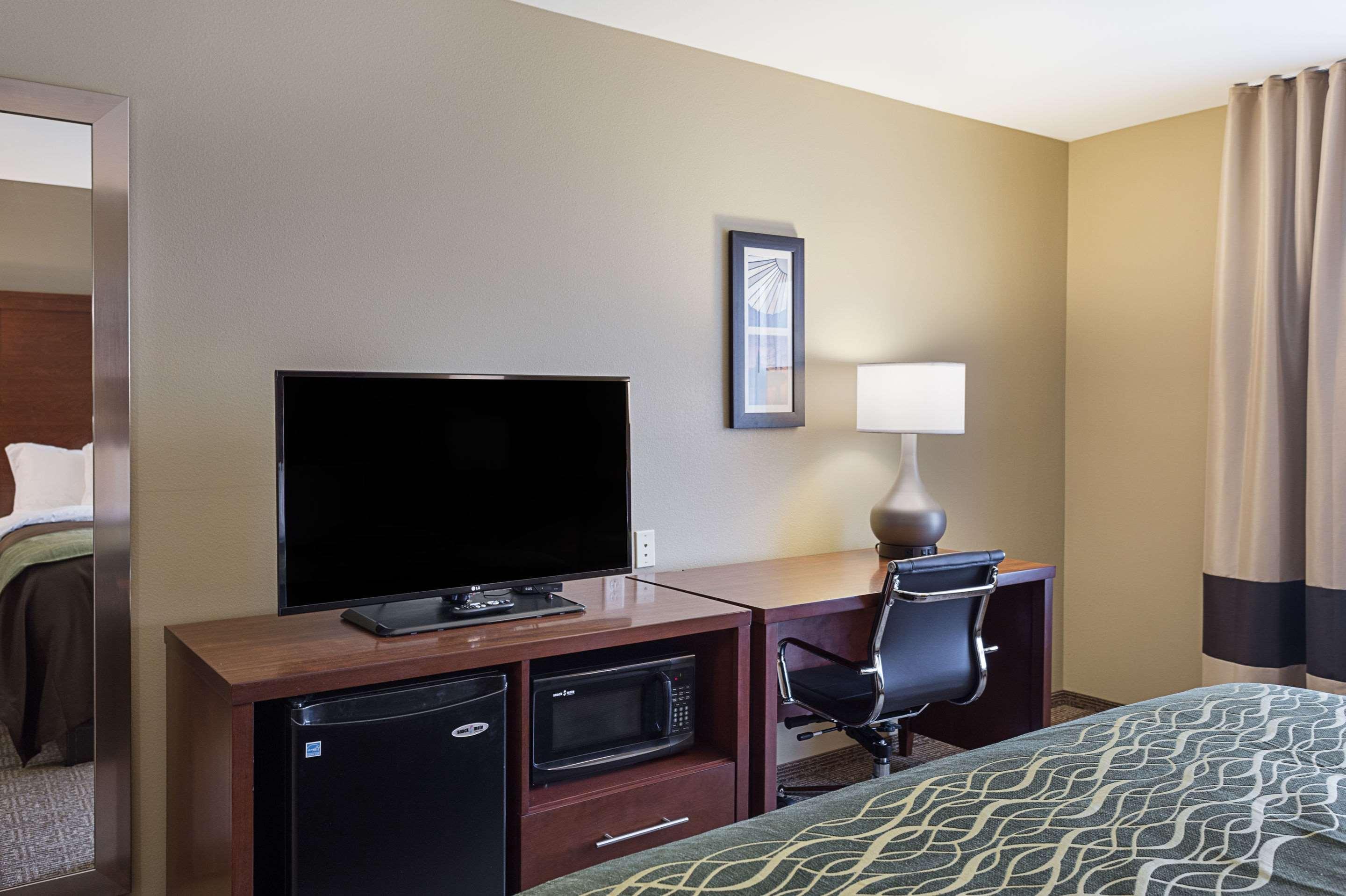 Comfort Inn & Suites Zachary Esterno foto