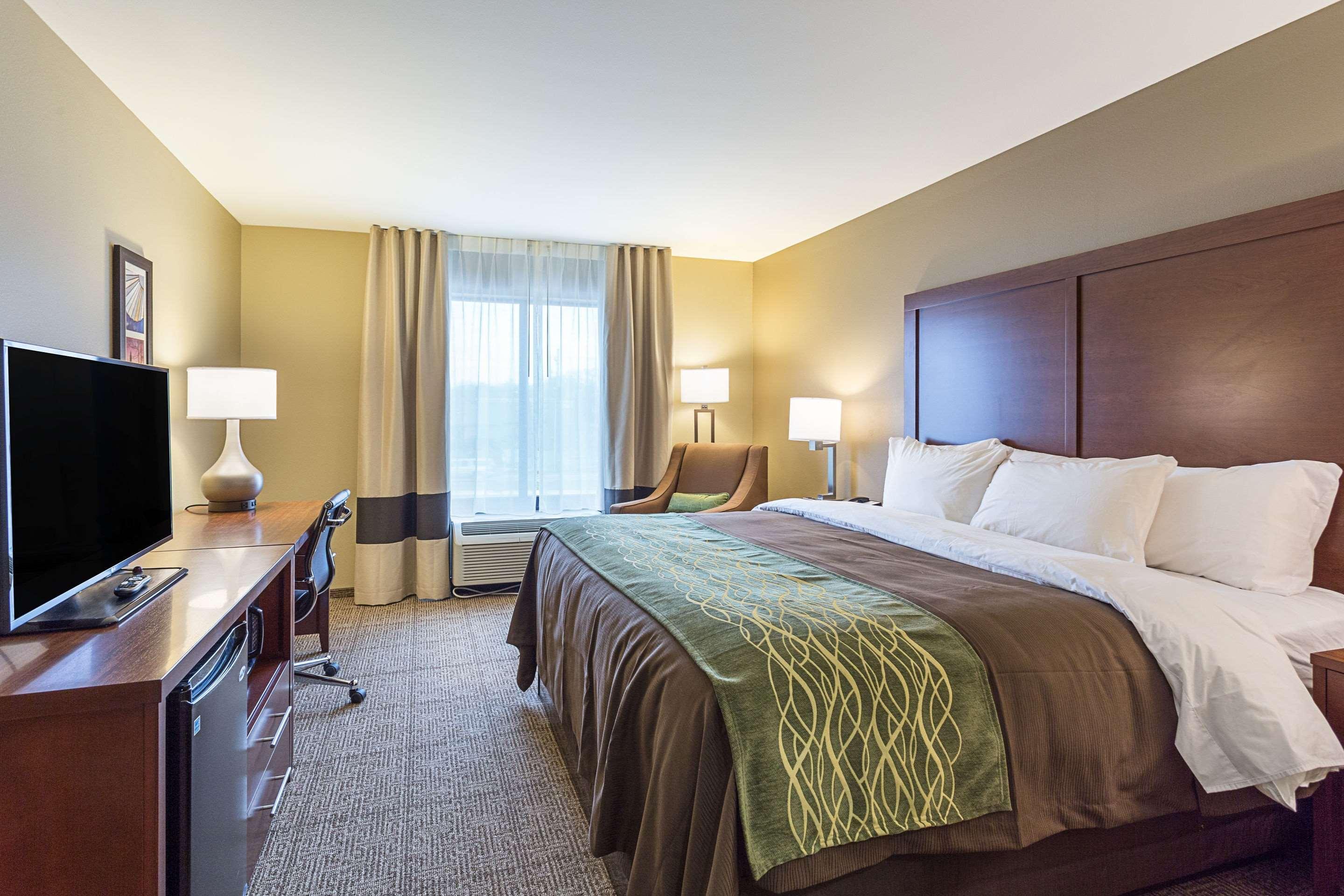 Comfort Inn & Suites Zachary Esterno foto