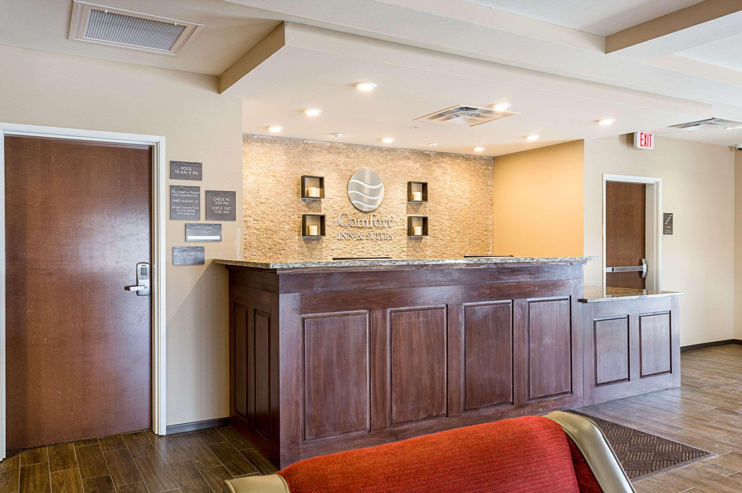 Comfort Inn & Suites Zachary Esterno foto