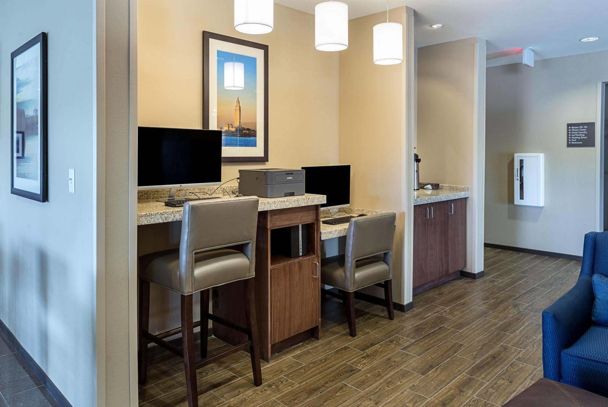 Comfort Inn & Suites Zachary Esterno foto